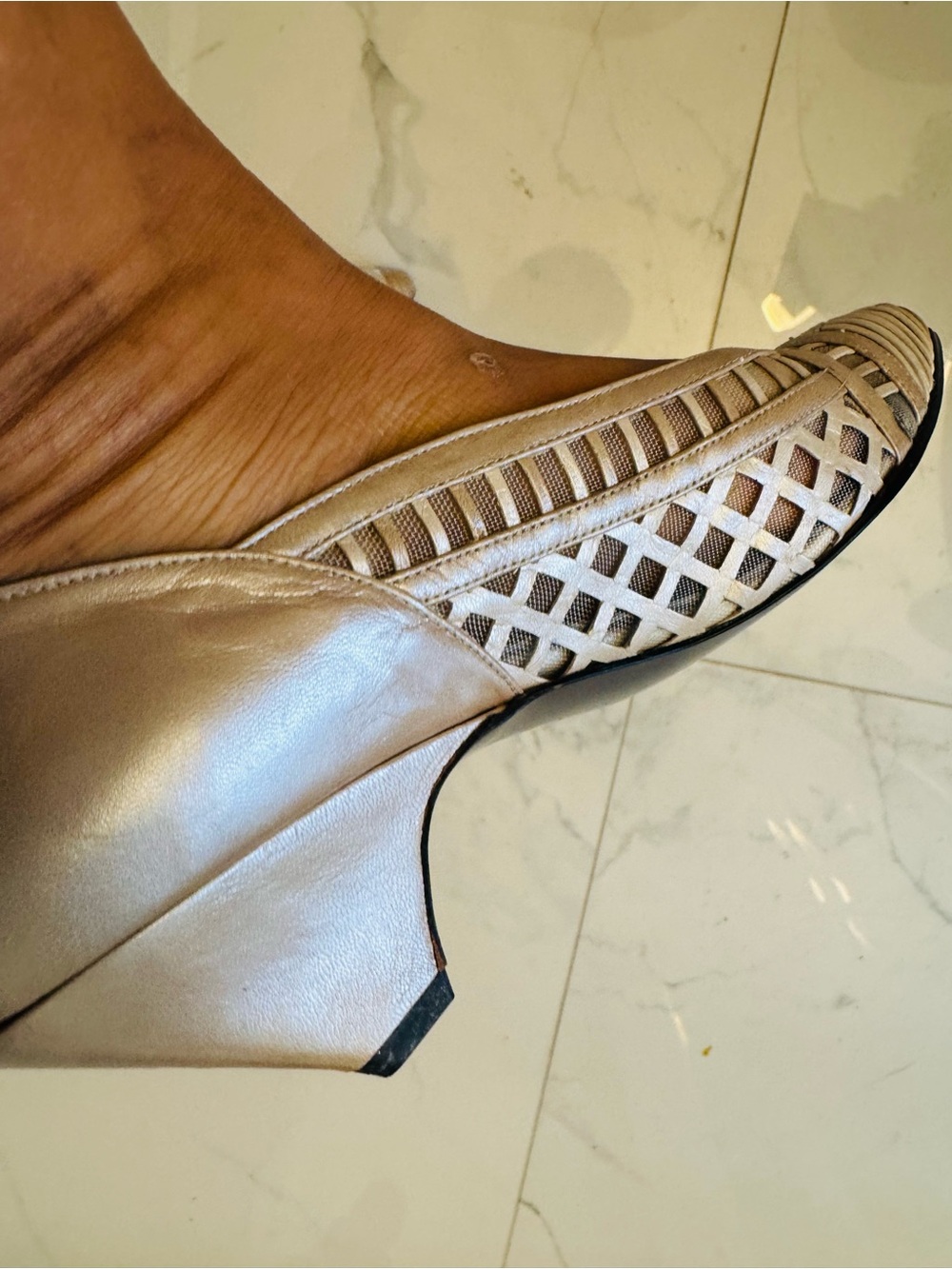 Woven Metallic Tan Women’s Dress Pumps